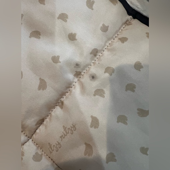 Itzy Ritzy Dream Convertible Diaper Bag - Picture 9 of 9